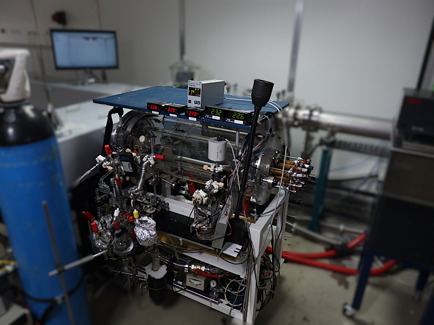 cell for corrosiv gas